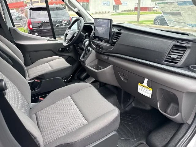 New 2026 Oxford White Ford Cargo Van image 72