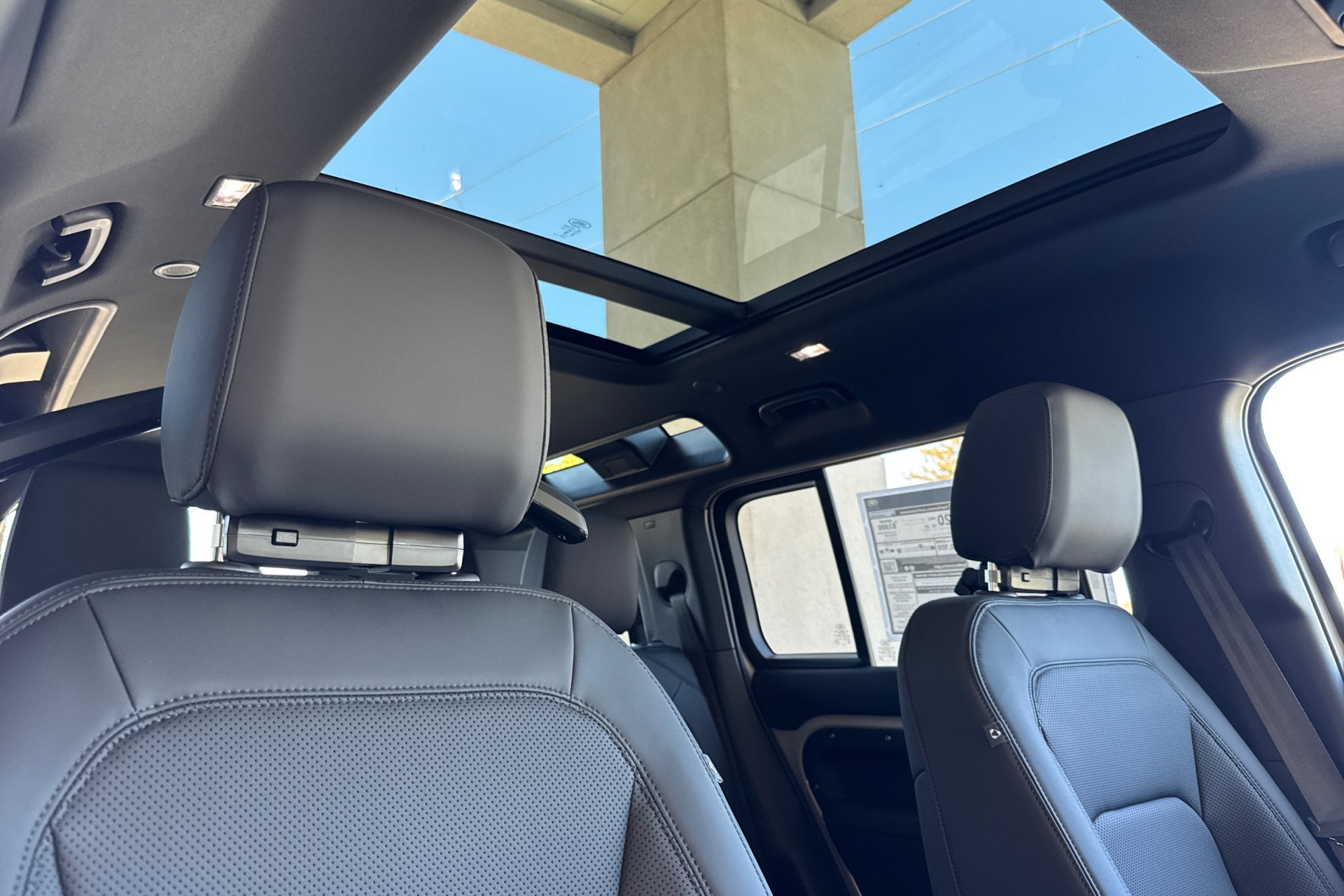 New 2026 Borasco Grey Land Rover S image 19