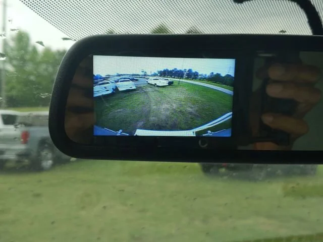 New 2025 Summit White GMC 1WT image 30