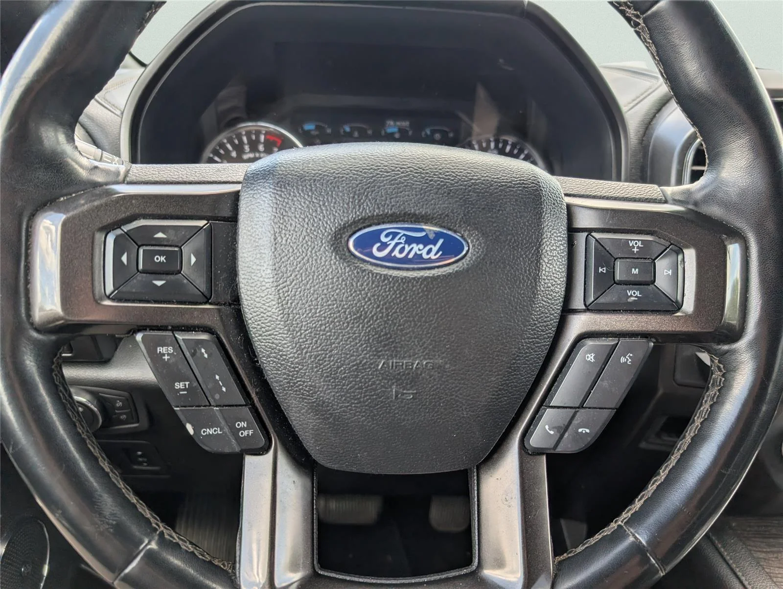 Used 2021 Agate Black Ford Limited image 23