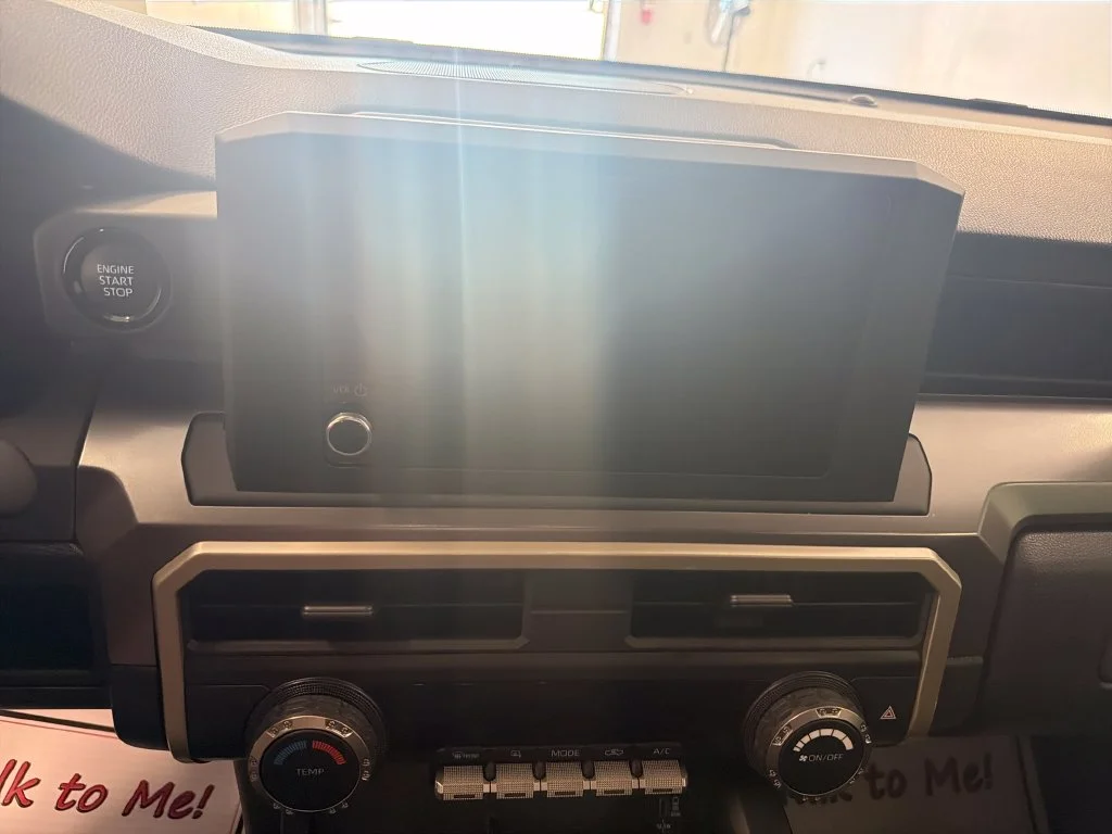 Used 2025 White Toyota SR5 image 15
