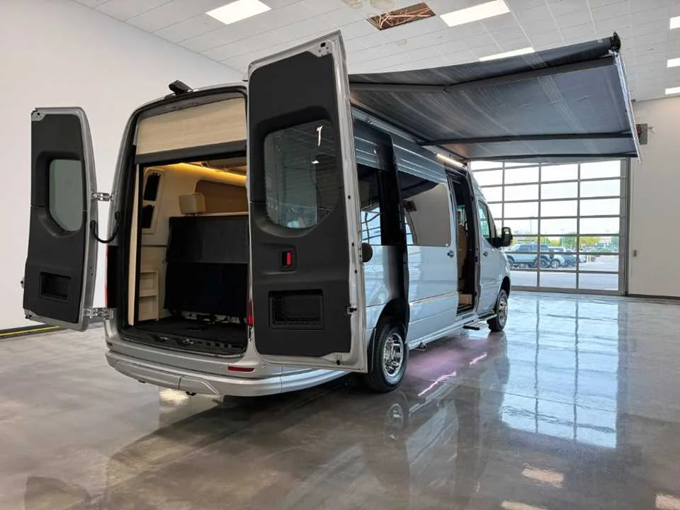 New 2025 SILVER AIRSTREAM  image 13