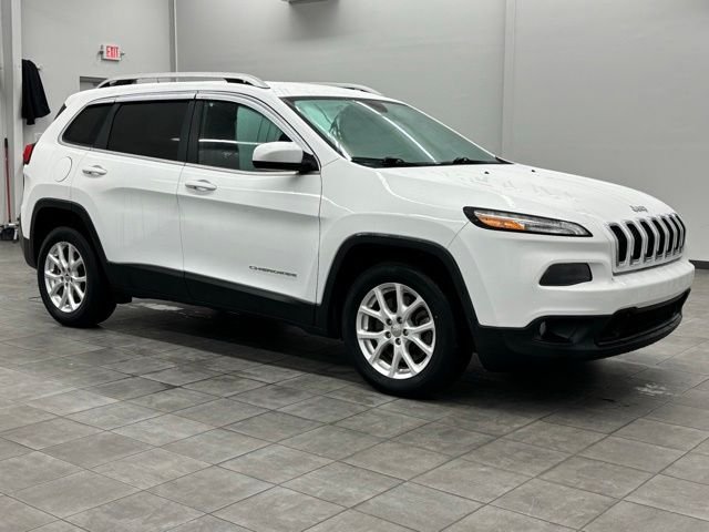 2017 Jeep Cherokee Latitude's photo