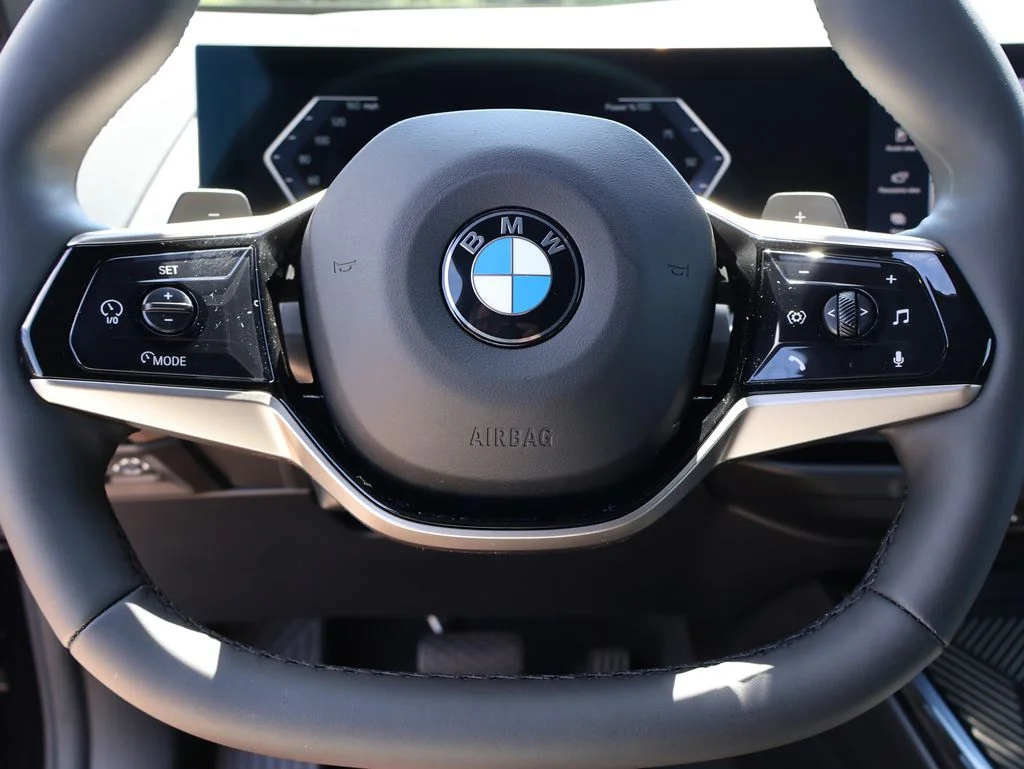 2025 BMW X3 30 - Photo 40