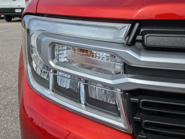 Certified Used 2024 Chili Pepper Red Ford Lariat image 10