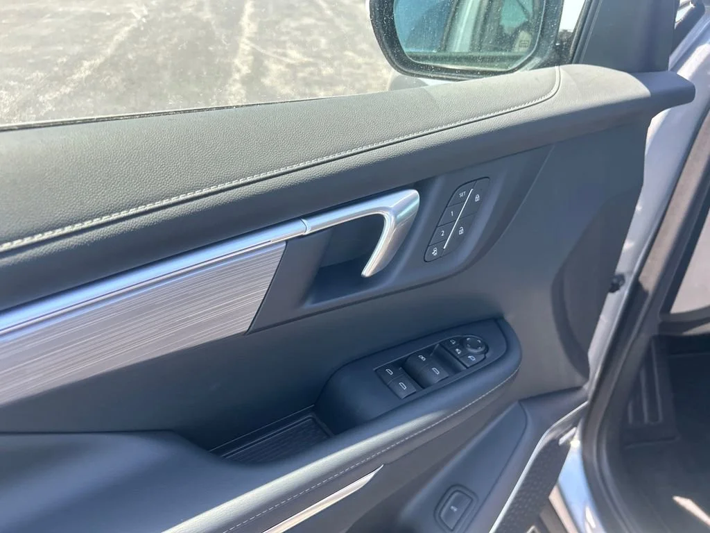2026 Buick Enclave Preferred - Photo 16