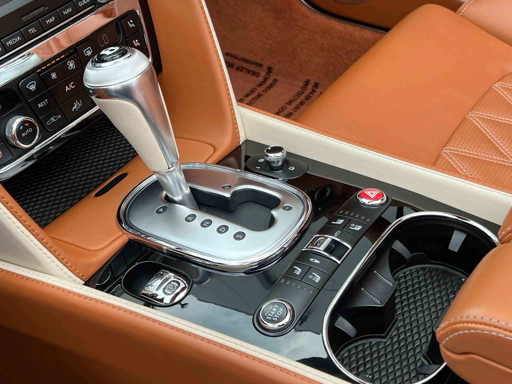 Used 2015  Bentley Speed image 34