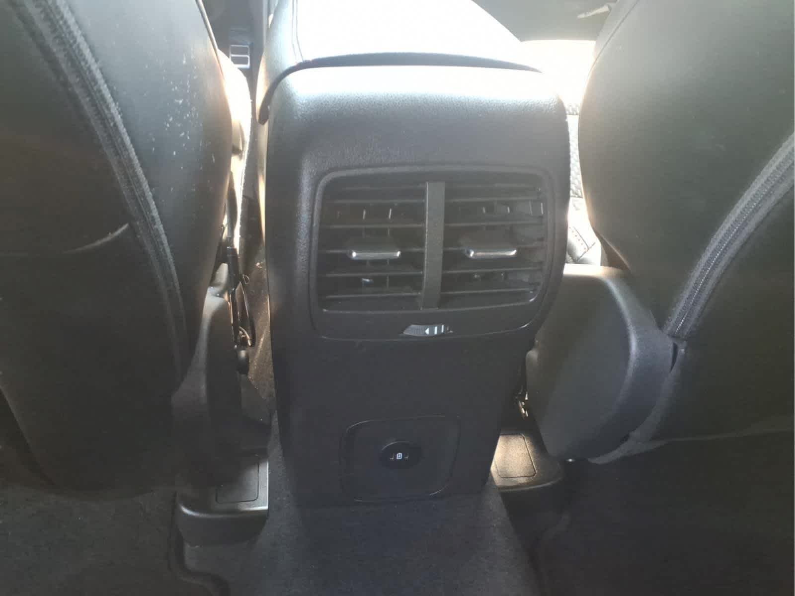 Used 2024 Star White Metallic Tri-Coat Ford ST-Line Select image 13