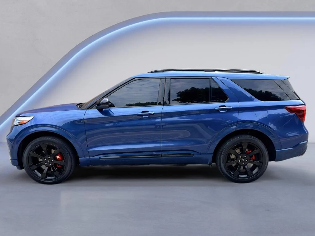 Used 2021 Atlas Blue Metallic Ford ST image 2