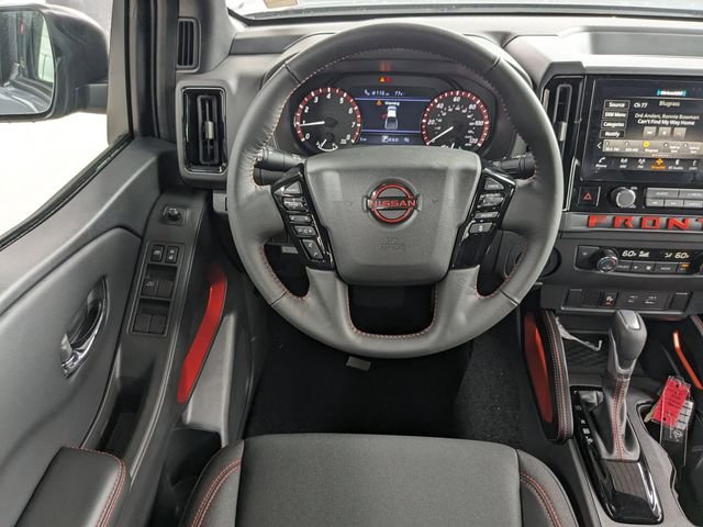 2025 Nissan Frontier PRO-X - Photo 13