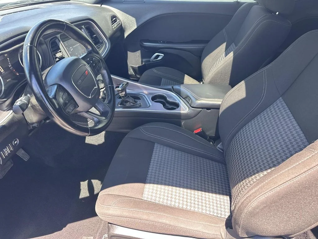 Used 2021 Gray Dodge SXT image 17