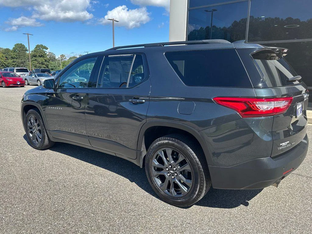 Used 2019 Graphite Metallic Chevrolet AWD 4dr RS w/2LT image 6