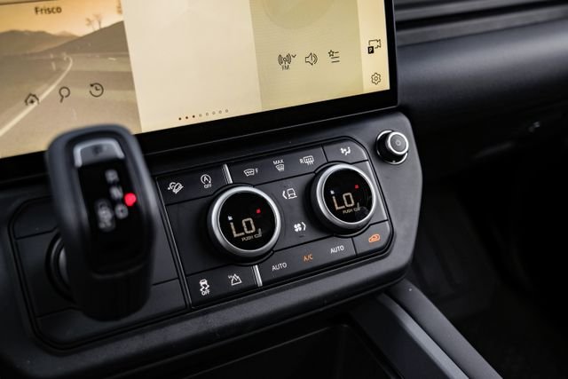 New 2026 Woolstone Green Land Rover S image 29
