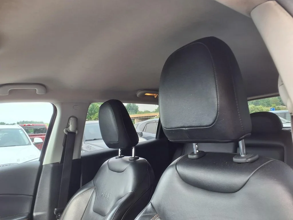 Used 2018 Blue Jeep Limited image 16