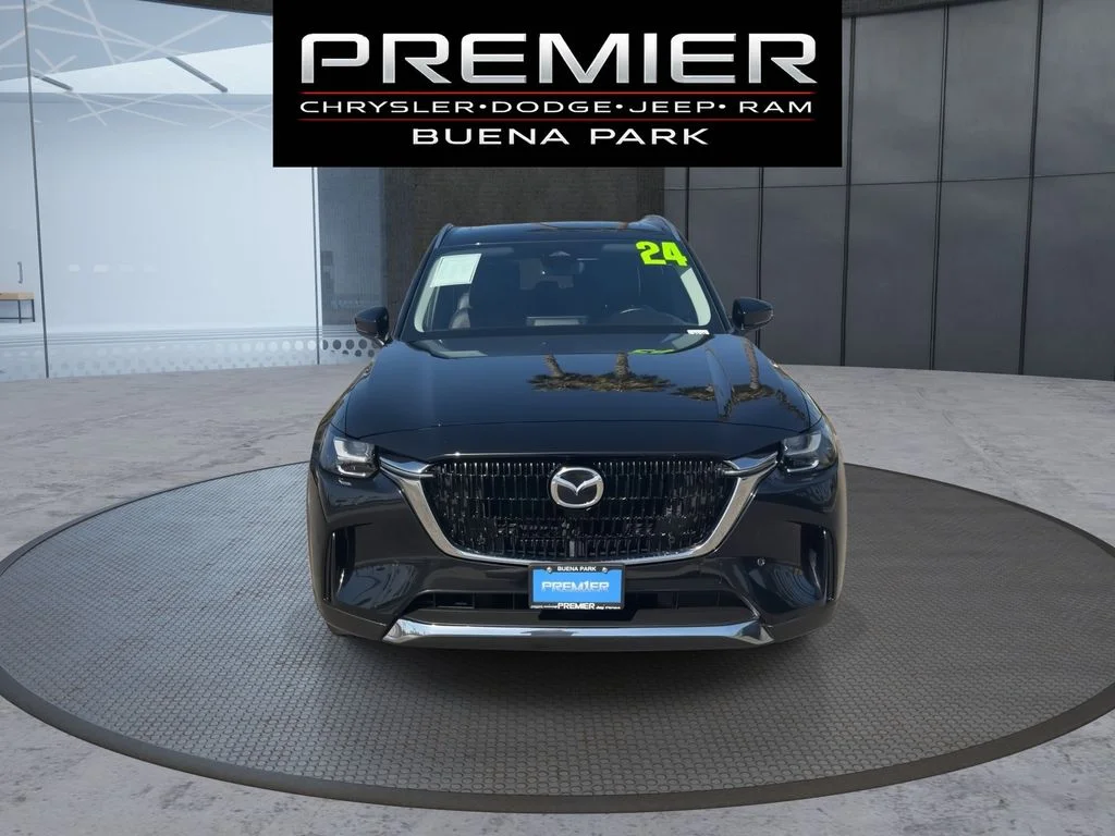 Used 2024 Black Mazda 3.3 Turbo Premium image 3