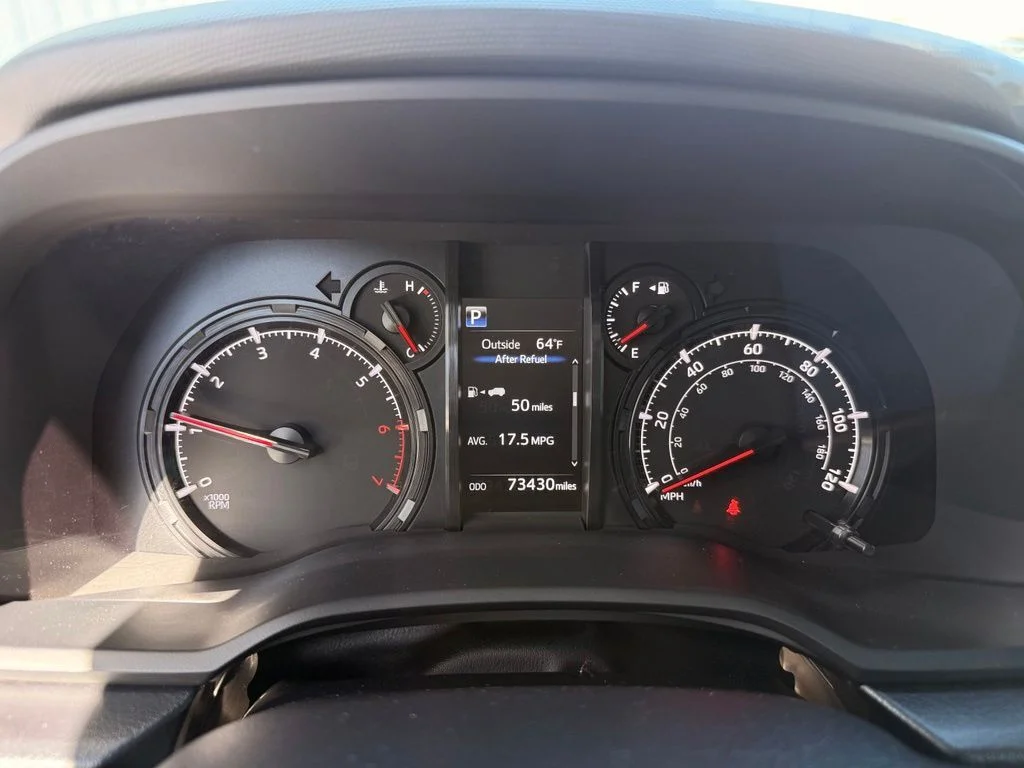 Used 2022 Magnetic Gray Metallic Toyota SR5 Premium image 23