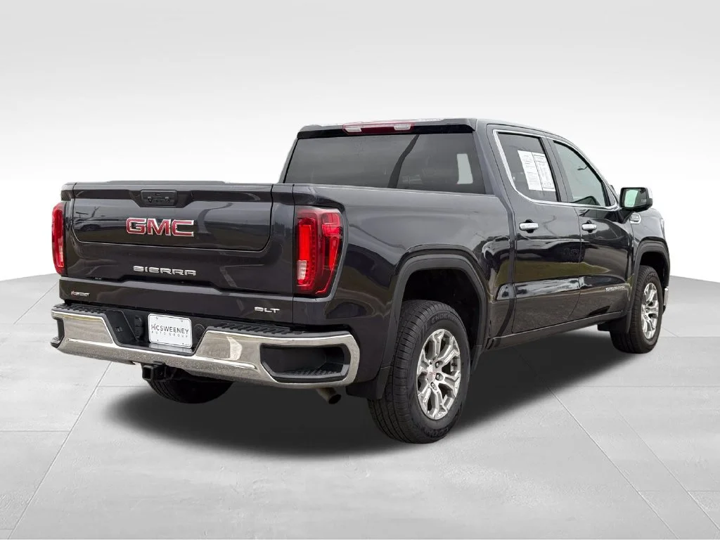 Used 2025 Silver GMC SLT image 27
