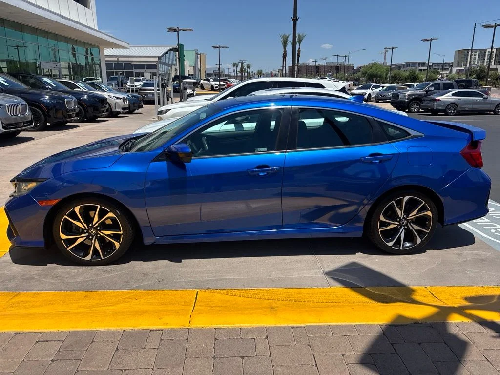 Used 2018 Blue Honda Si image 7