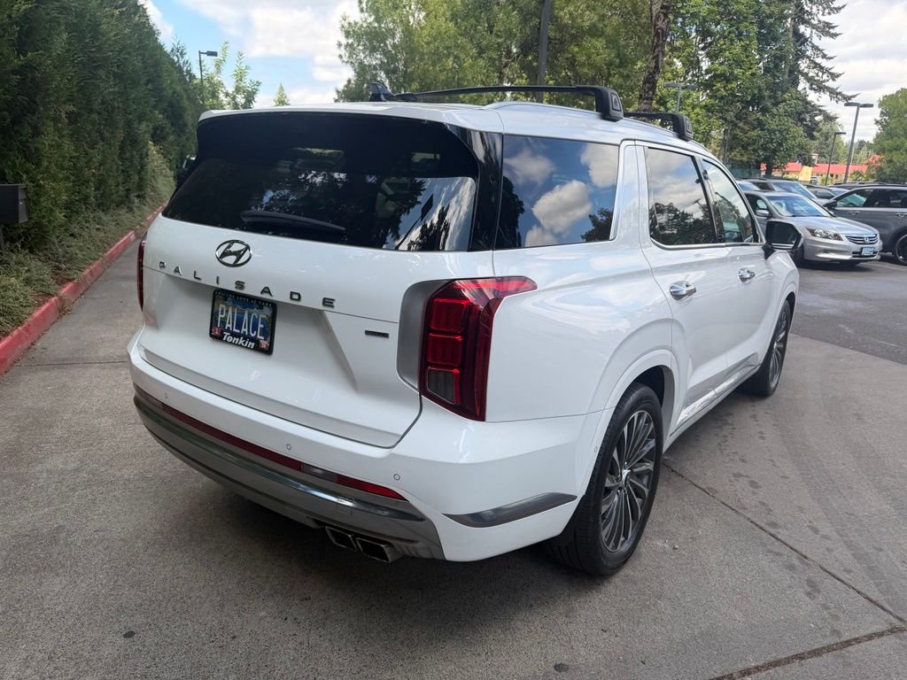 Used 2024 Hyper White Hyundai Calligraphy image 4