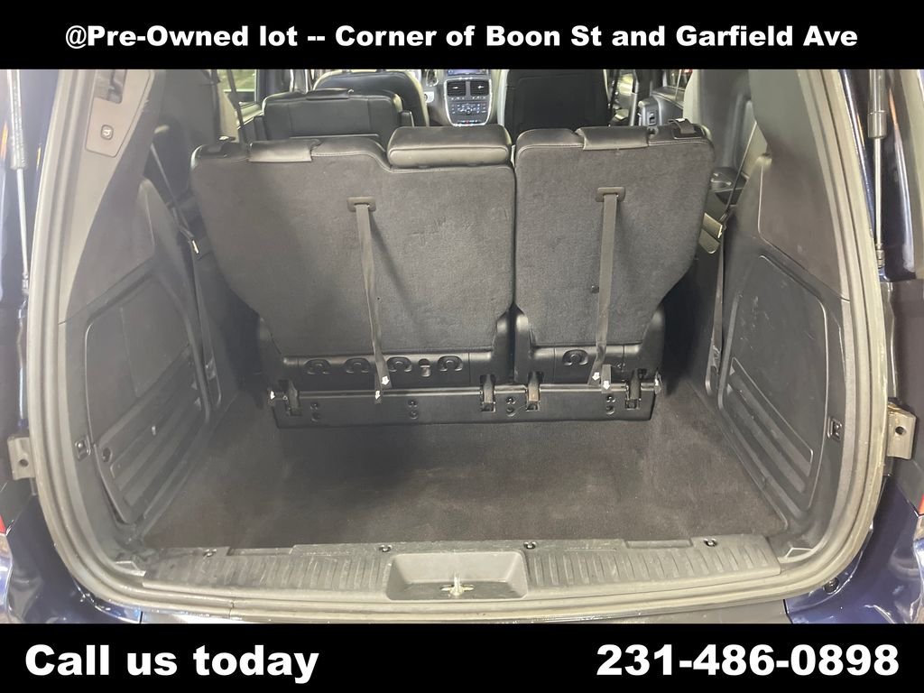 Used 2016 Blue Dodge R/T image 28