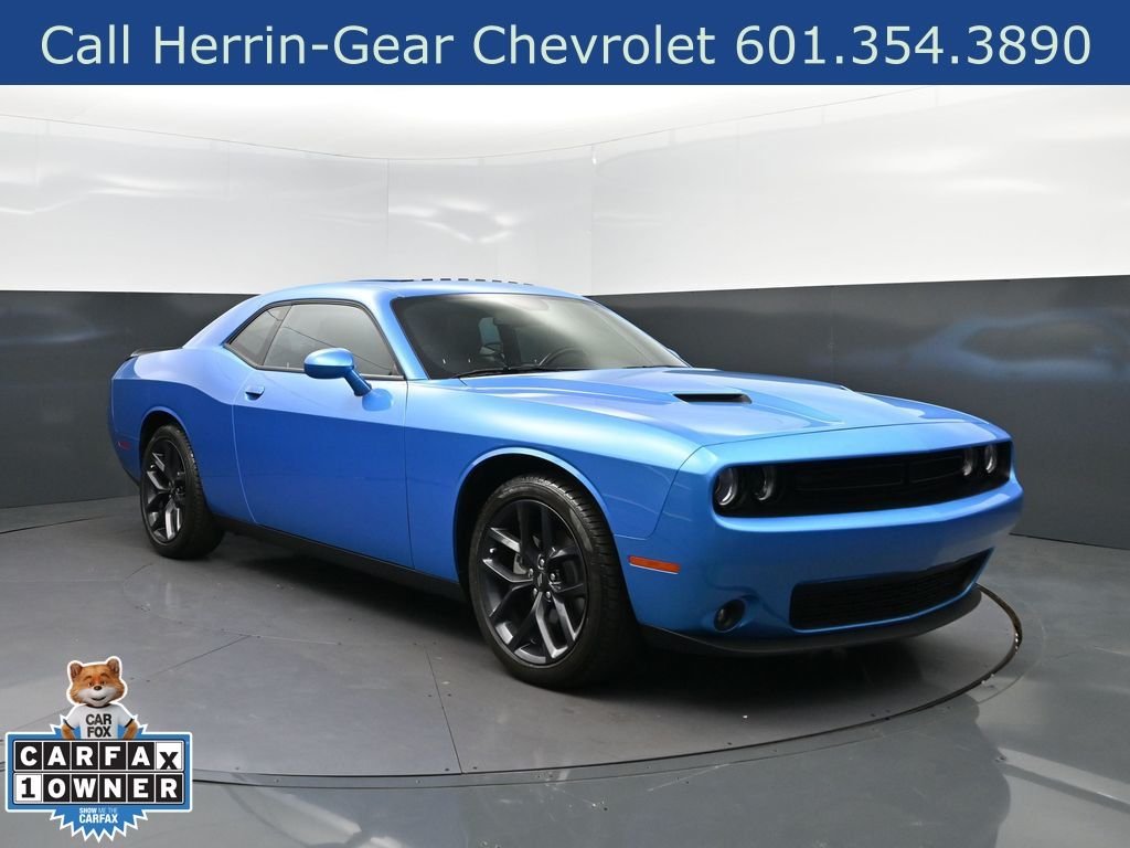2023 Dodge Challenger SXT - Photo 9