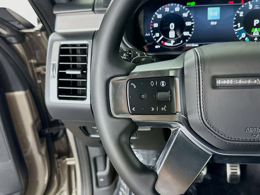 2026 Land Rover Discovery Dynamic SE - Photo 13