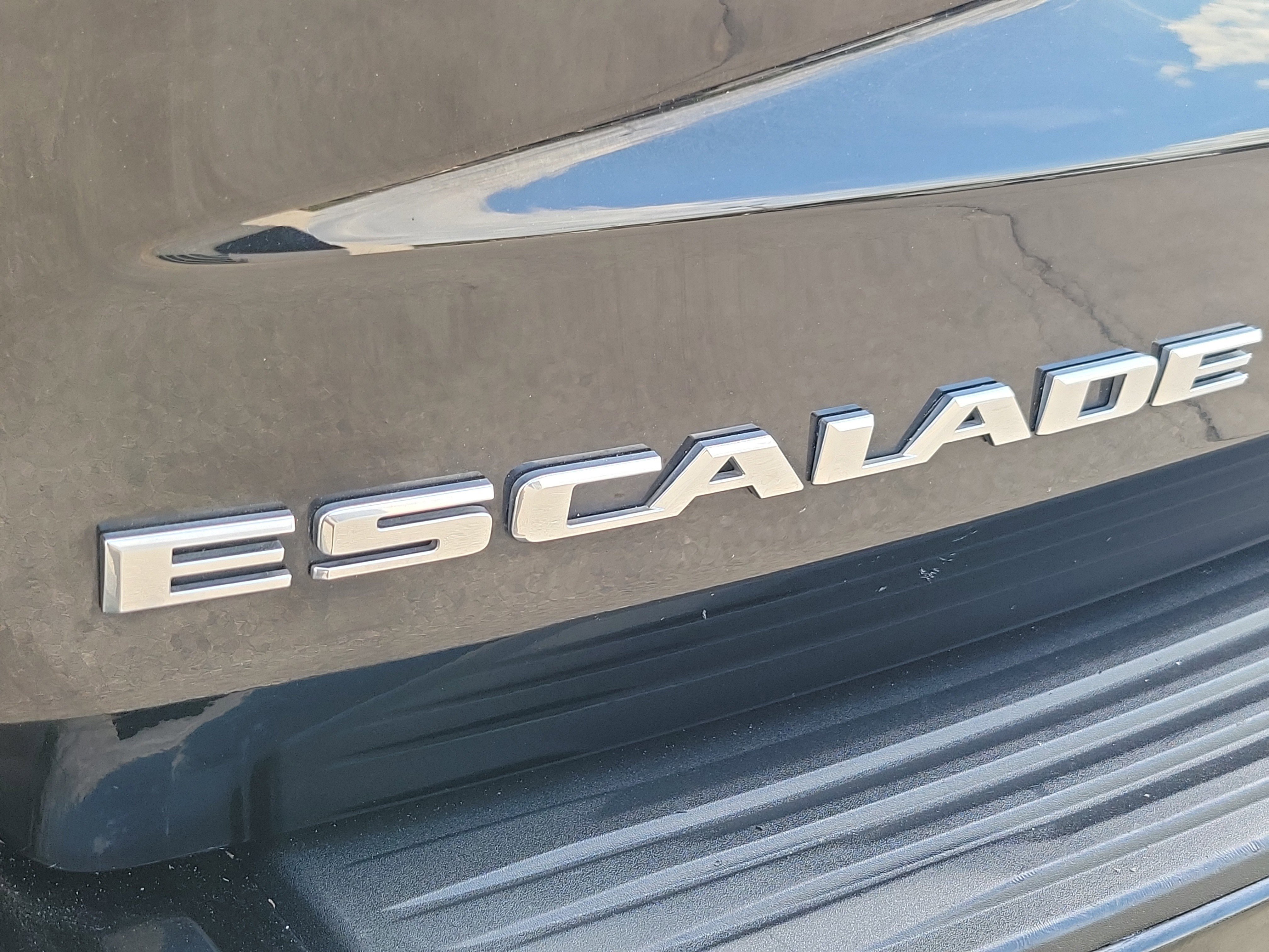 Used 2023 Black Raven Cadillac 4WD Premium Luxury image 9