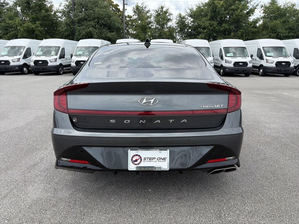 Used 2023 Gray Hyundai Limited image 6