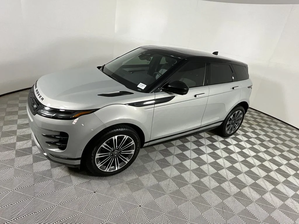 Used 2026 Seoul Pearl Silver Metallic Land Rover Dynamic image 5