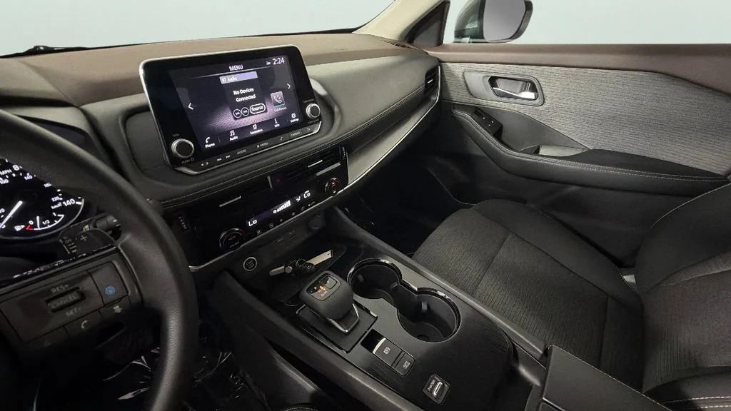 Used 2021 Gray Nissan SV FWD image 19