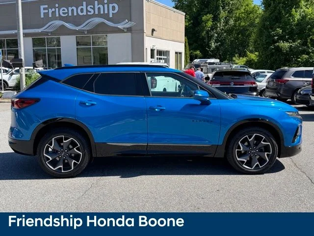 Used 2020 Blue Chevrolet RS image 4