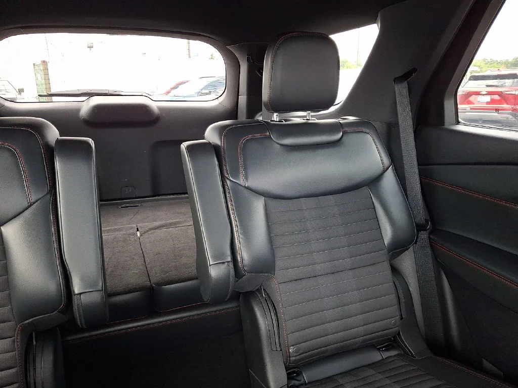 Used 2025 Carbonized Gray Ford ST-Line image 21