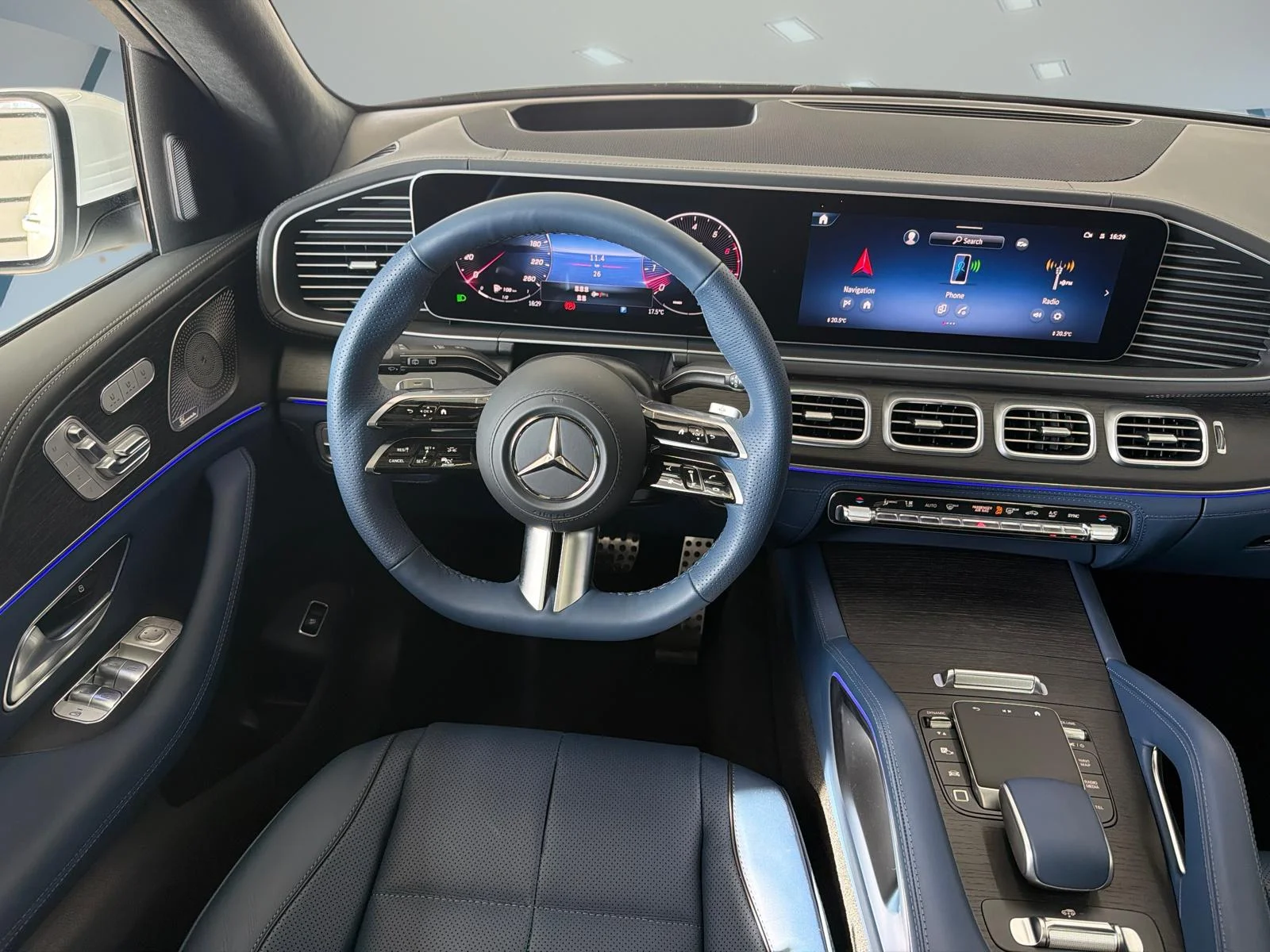 New 2026 White Mercedes-Benz Gls 450 4matic Suv image 27