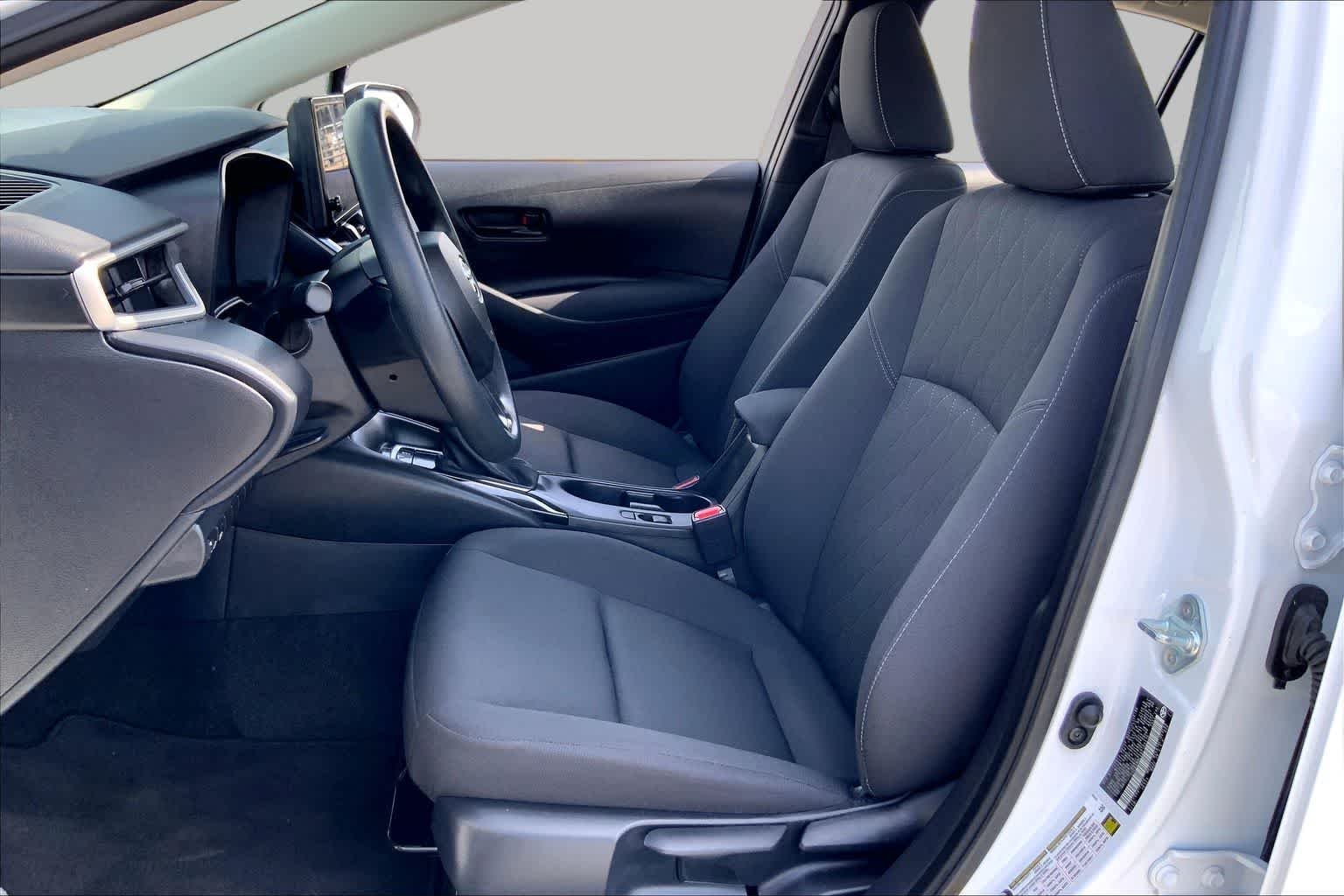 Used 2024 Ice Cap Toyota LE image 8