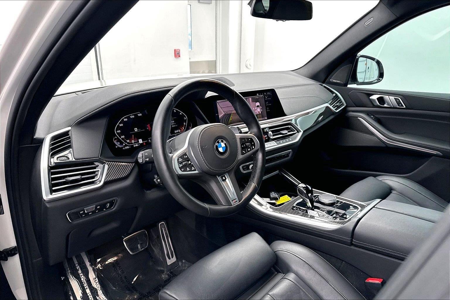 Certified Used 2022 Alpine White BMW M50i image 17