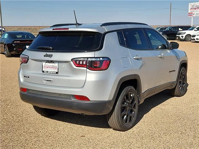New 2026 PSE Silver Zyni Jeep LATITUDE ALTITUDE 4X4 image 4
