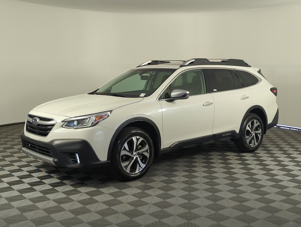 2021 Subaru Outback Touring's photo