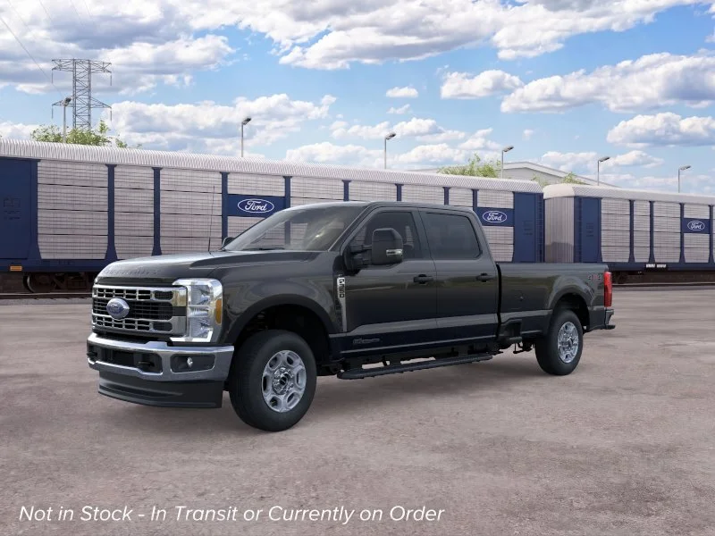 New 2026 Agate Black Metallic Ford XLT image 1