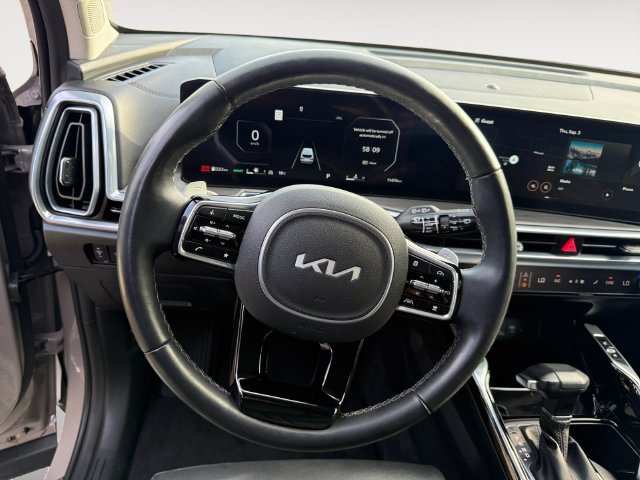 Used 2025 Wolf Gray Kia X-Line SX Prestige image 13