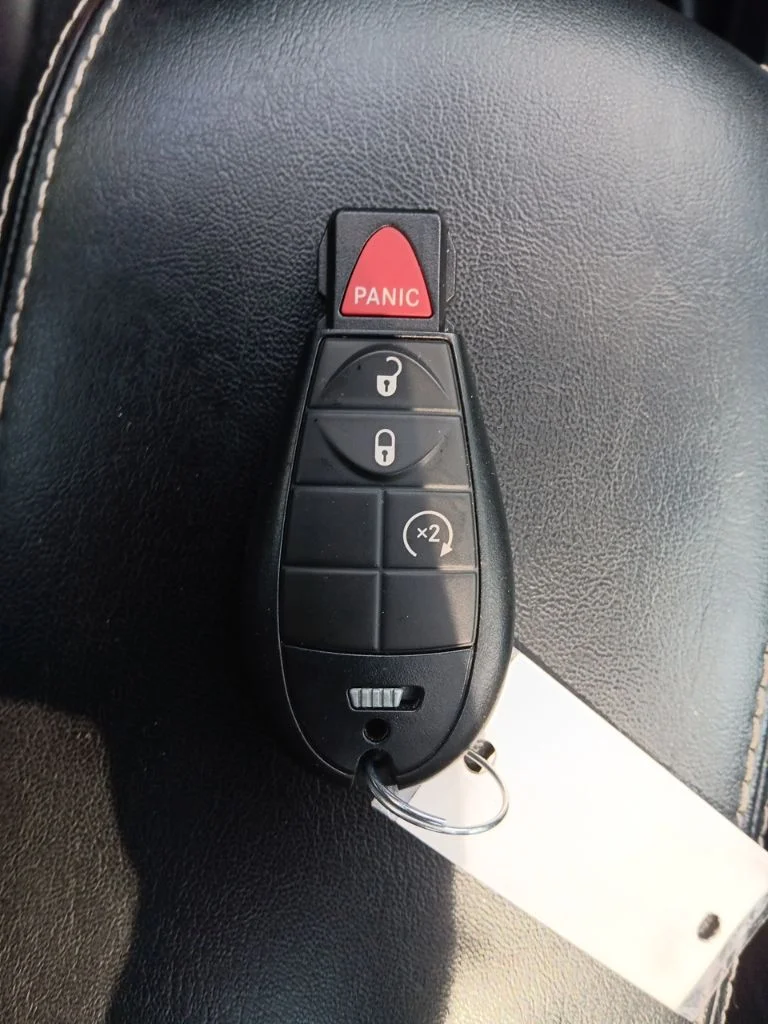 Used 2022 Hydro Blue Pearlcoat Jeep X image 29