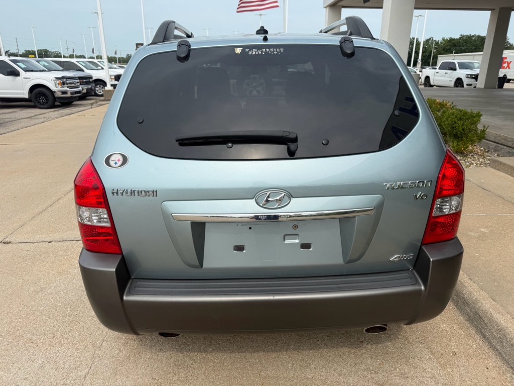 Used 2009 Desert Sage Metallic Hyundai SE image 5