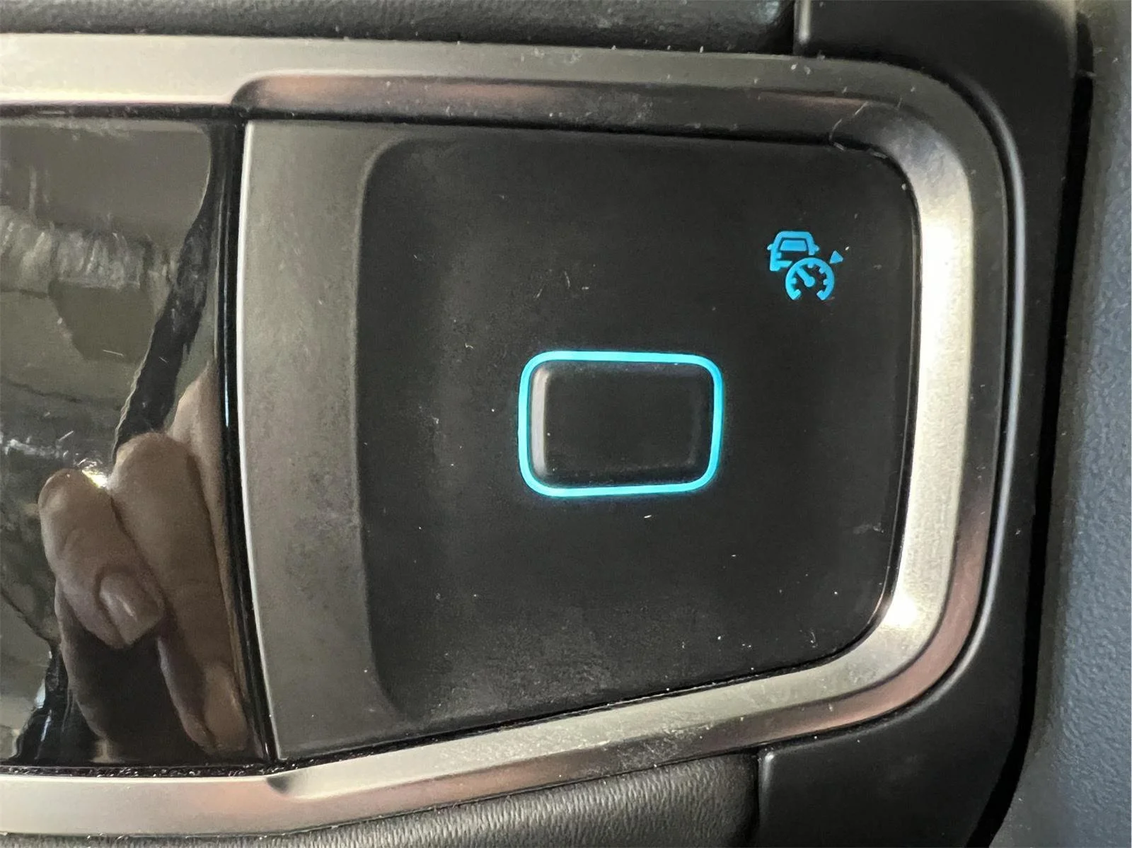 Used 2025 Agate Black Ford Active image 11