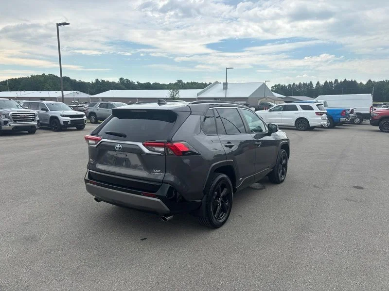 Used 2021 Gray Toyota XSE image 3