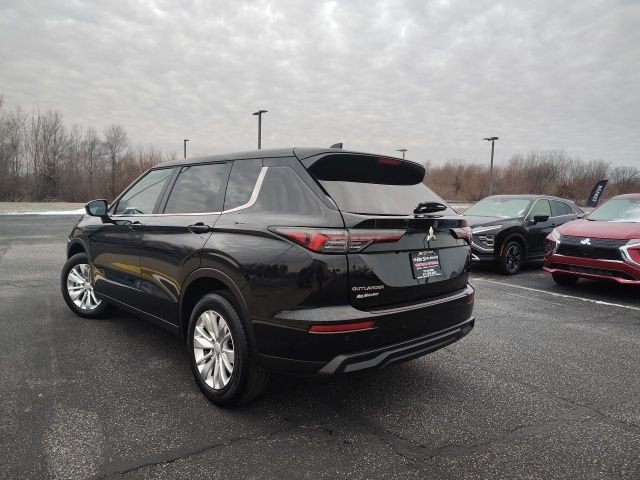 New 2026 Black Mitsubishi ES image 5