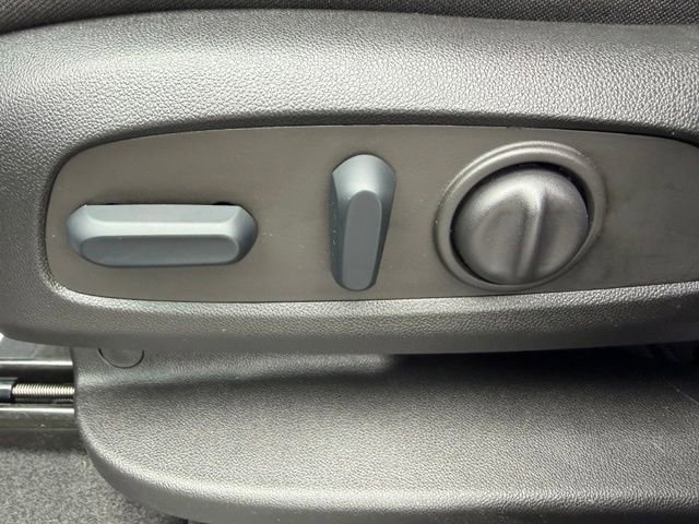 Used 2022 Mosaic Black Metallic Chevrolet LT image 27