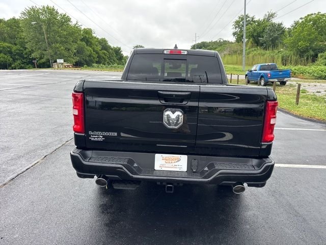 New 2026 Diamond Black Crystal Pearl-Coat Exterior Paint RAM Laramie image 6