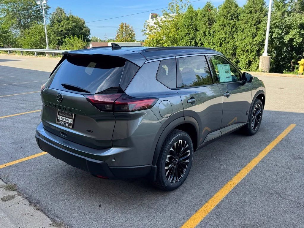 New 2027 Gun Metallic Nissan  image 4