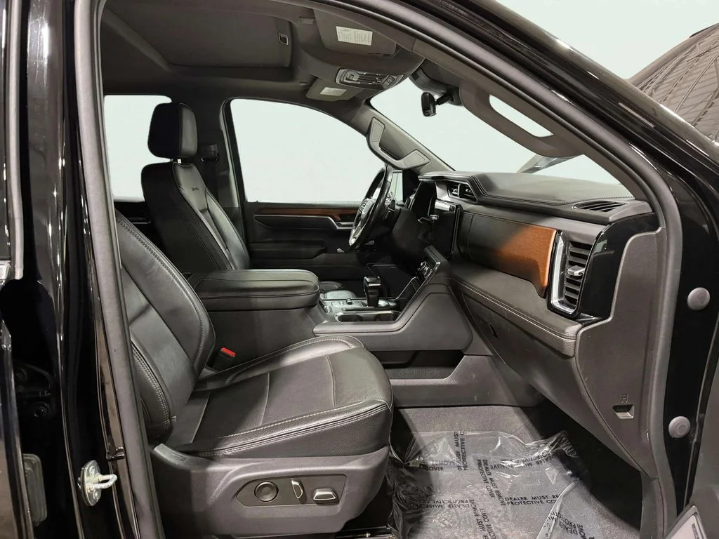 Used 2023 Onyx Black GMC Denali image 30