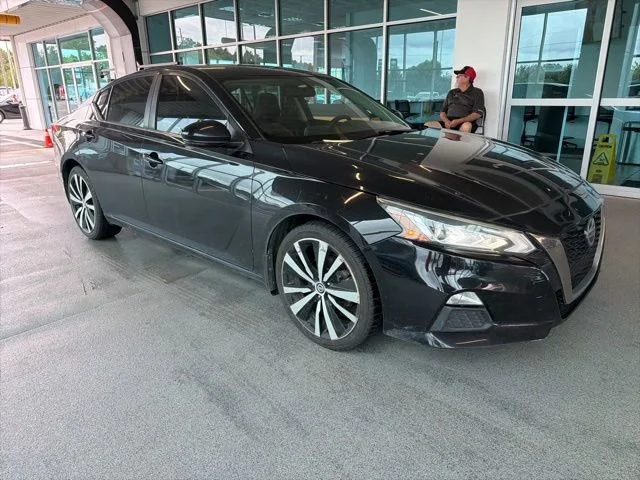 2019 Nissan Altima 2.5 SR AWD's photo