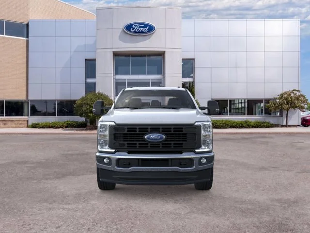 New 2026 Oxford White Ford XL image 6